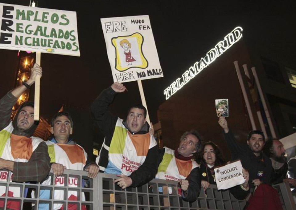 Protesta de trabajadores de Telemadrid contra el ERE. EFE