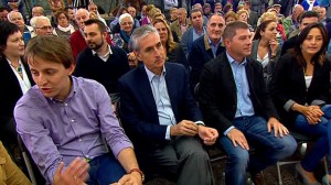 Ramon Jauregui, PSOEren hauteskunde kanpaina batean. EiTB