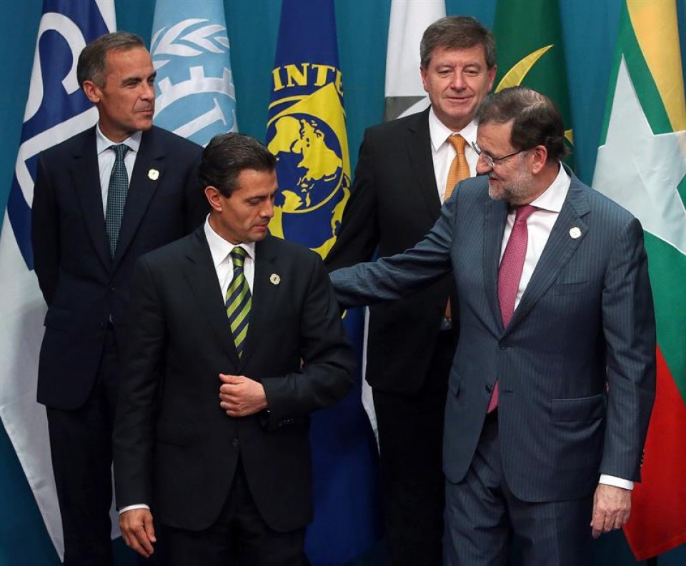 Mariano Rajoy Espainiako presidentea Enrique Peña Mexikokoarekin batera. Argazkia: EFE