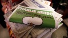 'Charlie Hebdo', agortuta kioskoetan. Argazkia: EFE