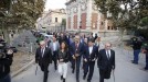400 alcaldes acompañan a Artur Mas hasta el TJSC. Foto: EFE