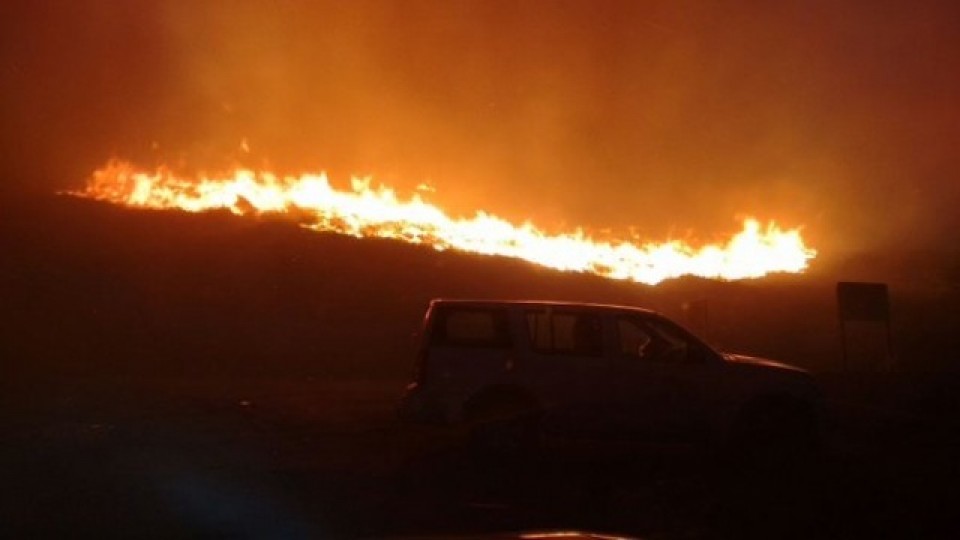 Incendio en las proximidades del cabo Matxitxako (Bermeo). Foto: Bomberos Bizkaia