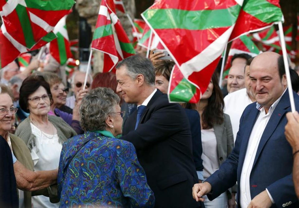 Urkullu llama a votar porque 'Euskadi se juega su futuro'