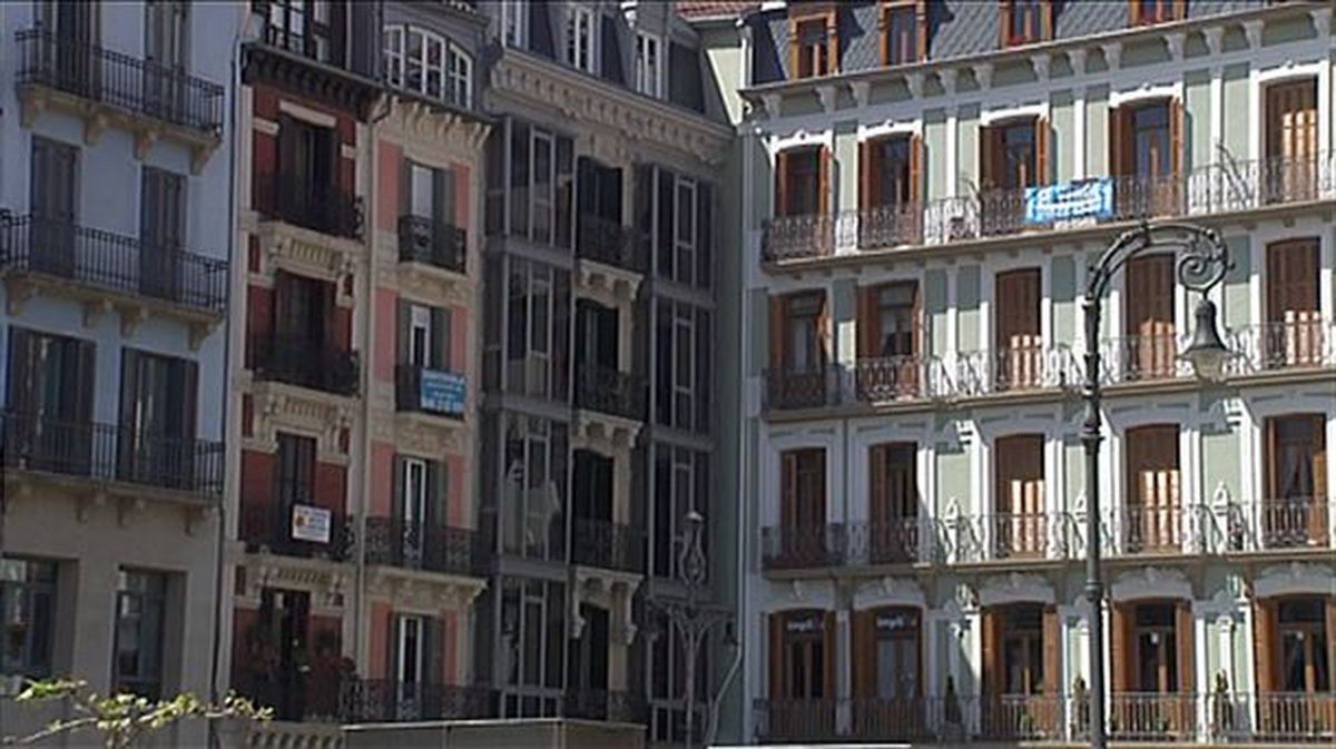 Imagen de varios pisos en Pamplona.