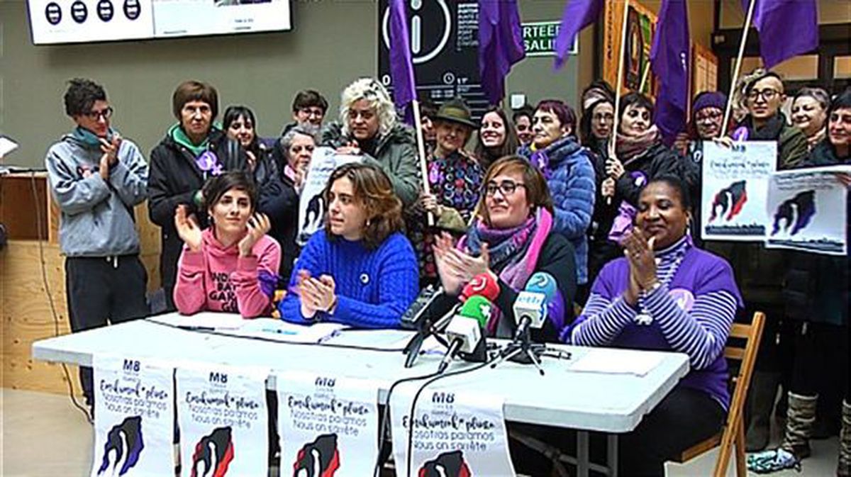 Euskal Herriko Mugimendu Feministaren agerraldia. Argazkia: EiTB