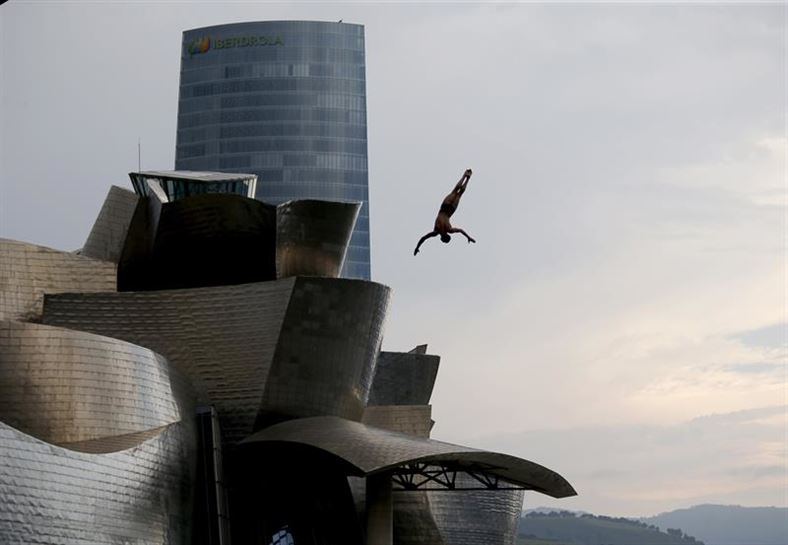 Red Bull Clff Diving saltos Bilbao 2018. Foto: Efe.