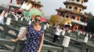 Erika Barreras en las pagodas del Dragón y el Tigre de Kaohsiung 