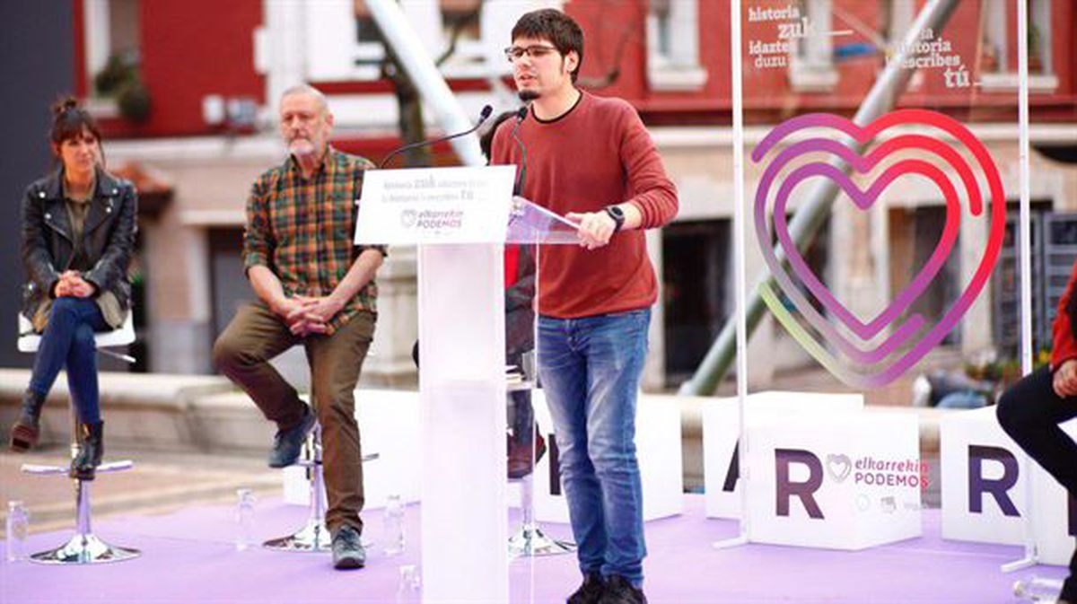 Lander Martínez, en un acto de Elkarrekin Podemos en Sestao.