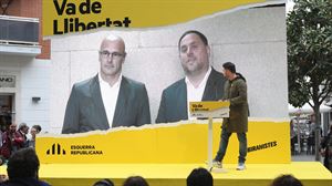 Oriol Junqueras y Raül Romeva, durante un acto electoral de ERC.