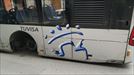 Autobus pierde las dos ruedas de atrás en Vitoria (@vg_policia))