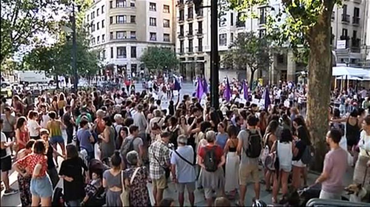 La agresión sexual fue cometida en el centro de Donostia. Imagen obtenida de un vídeo de EiTB