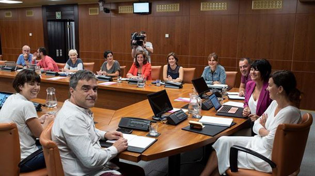 Los miembros de EH Bildu en el Parlamento Vasco. Foto: Efe