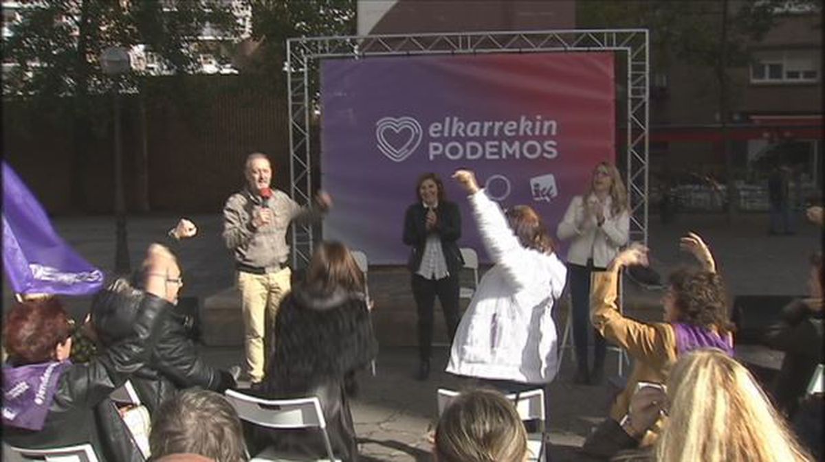Roberto Uriarte, en el acto de campaña de Elkarrekin Podemos en Bilbao. Foto: EiTB