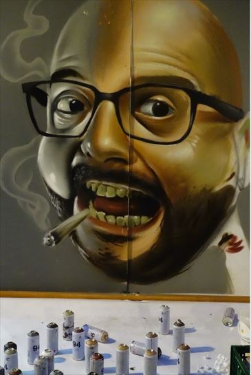 Graffiti con la cara de Galder Pérez