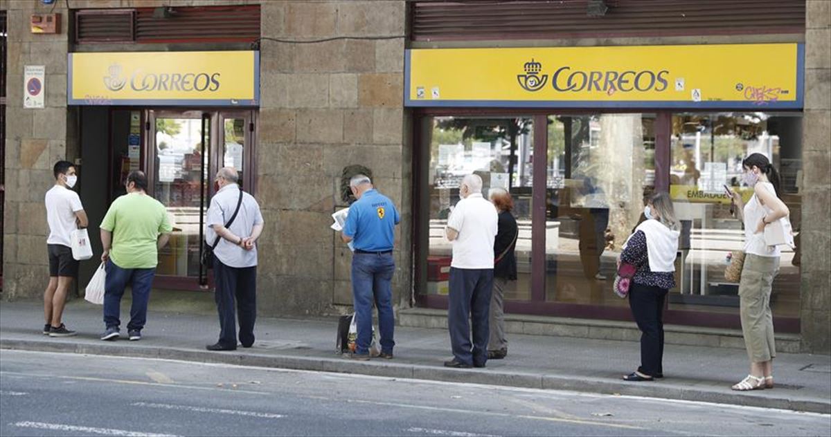 Una oficina de Correos en Bilbao. Foto de archivo: EFE