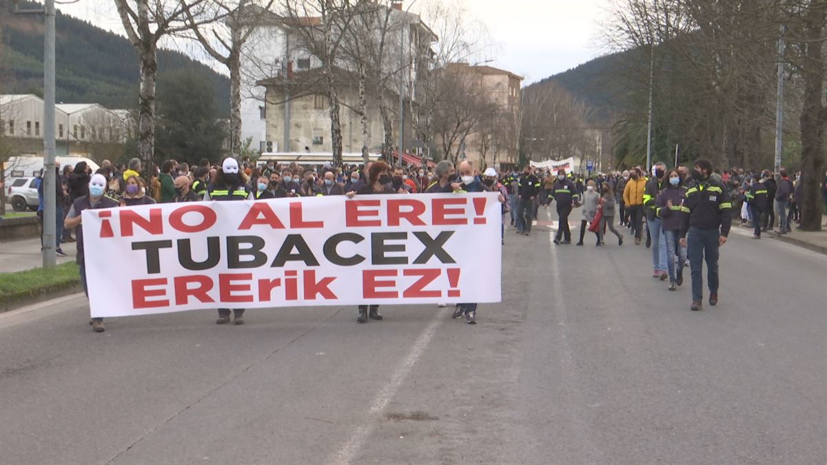 Manifestación de los trabajadores de Tubacex en Llodio. Foto: EiTB