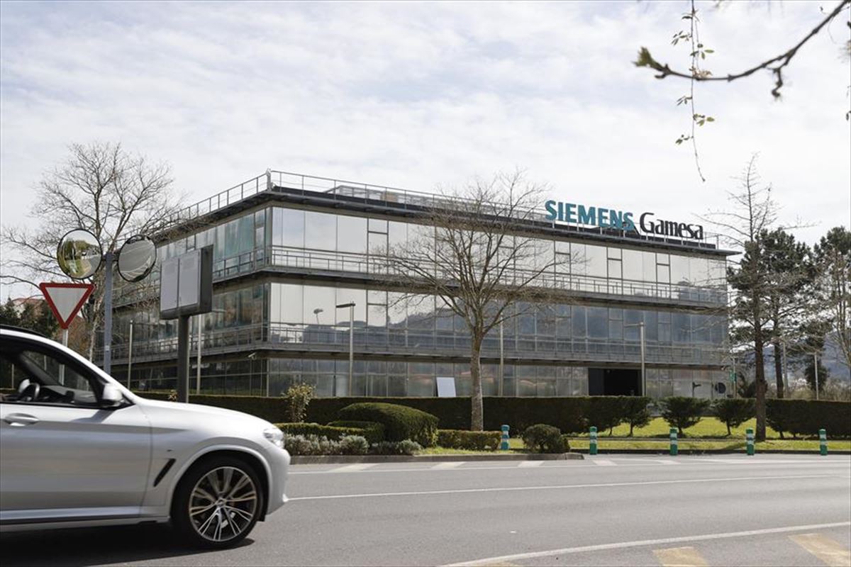 Gamesaren akzio guztiak erosiko dituela iragarri du Siemens Energyk