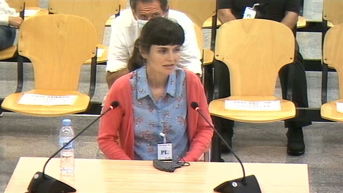 Naia Zuriarrain afirma que la Guardia Civil la obligó a memorizar lo que debía decir