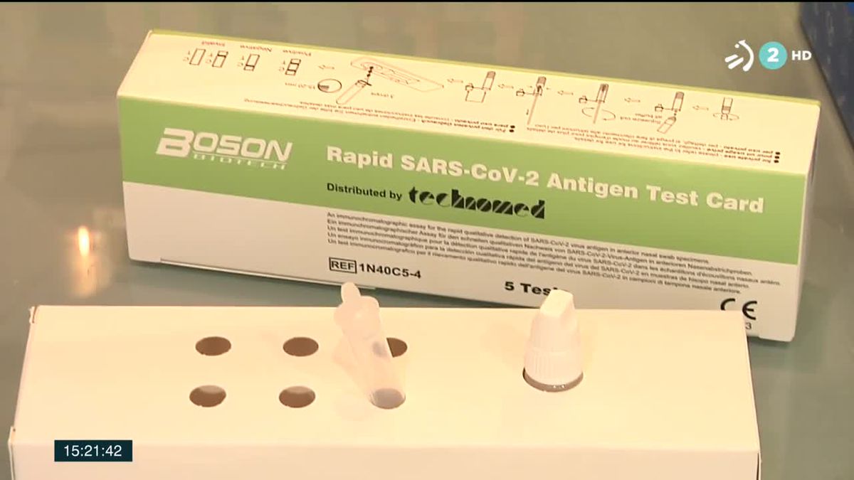 Test de antígenos de venta en farmacias. Captura de imagen de un vídeo de EITB Media.