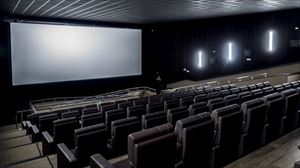 Una sala de cine vacía. Foto: @arteanet