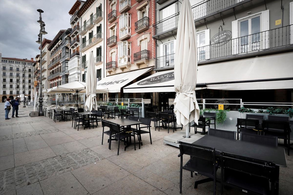 Terrazas de bares en Pamplona. 