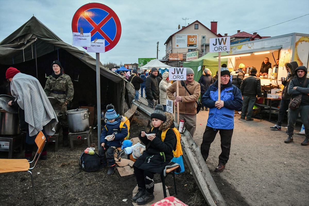 Errefuxiatu ukrainarrak Polonian