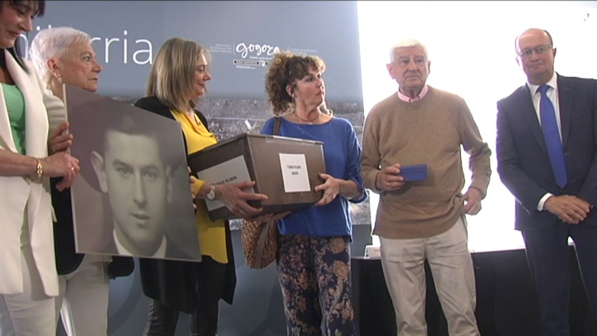 Familia de Tomás Rubín. Imagen obtenida de un vídeo de EITB Media.