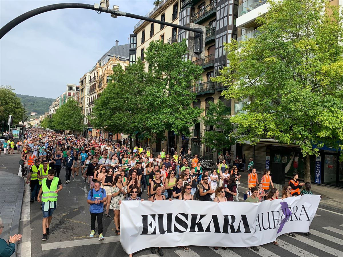 Manifestación a favor del euskera en San Sebastián