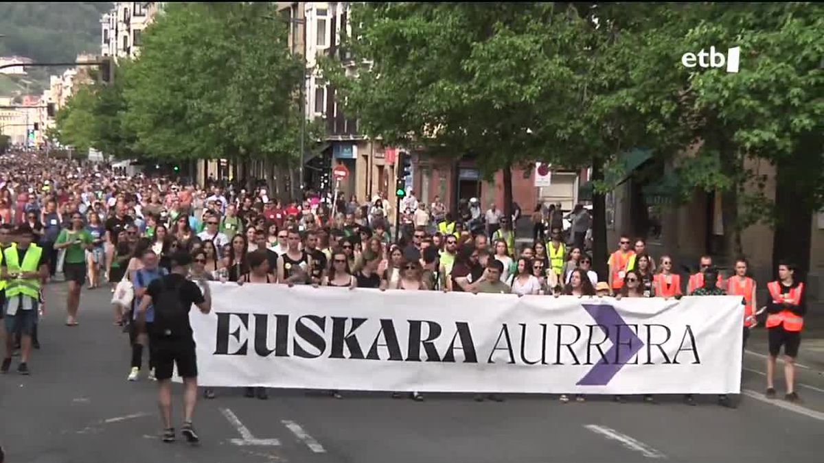 'Euskara aurrera' manifestazioa. EITB Mediaren bideo batetik ateratako argazkia