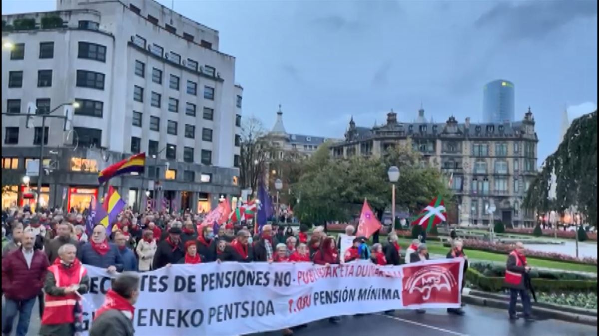 Final de la manifestación de Vitoria-Gasteiz, hoy. Foto:@LABsindikatua