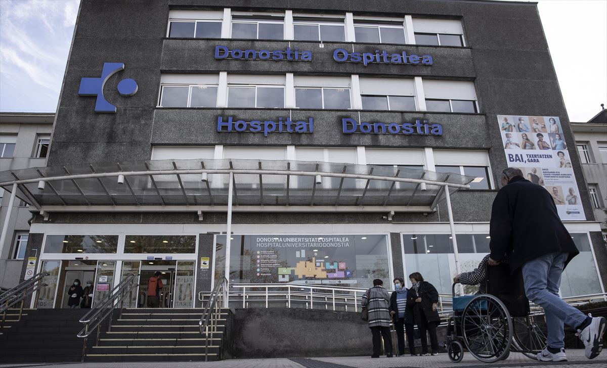 La fachada del Hospital Donostia, en una imagen de archivo. 