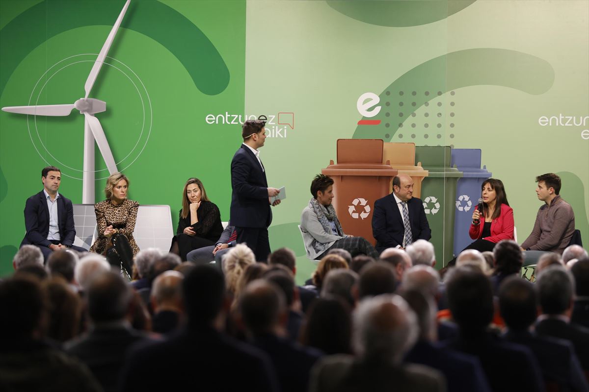 El presidente del PNV, Andoni Ortuzar, durante el acto en Bilbao. Foto: EFE