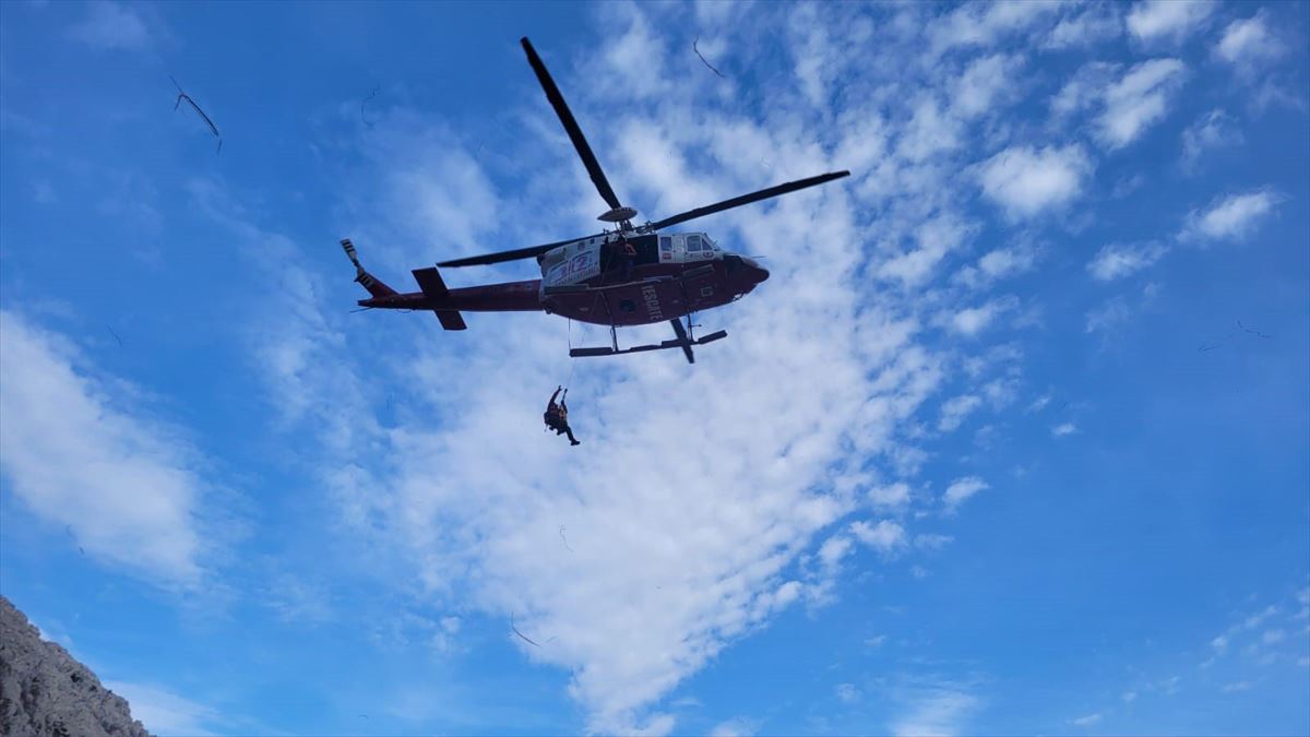 Helicóptero de rescate de Emergencias Cantabria. Foto:@112Cantabria