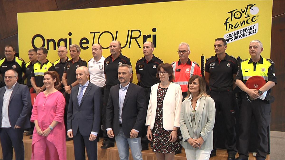 Las instituciones vascas presentan para el Tour un operativo de seguridad sin precedentes en Euskadi