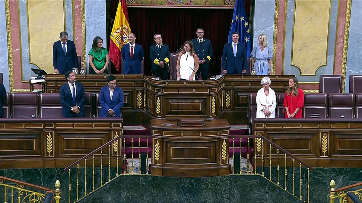 Pedro Sánchez, Patxi López y Francina Armengol, hoy en el Congreso. EFE