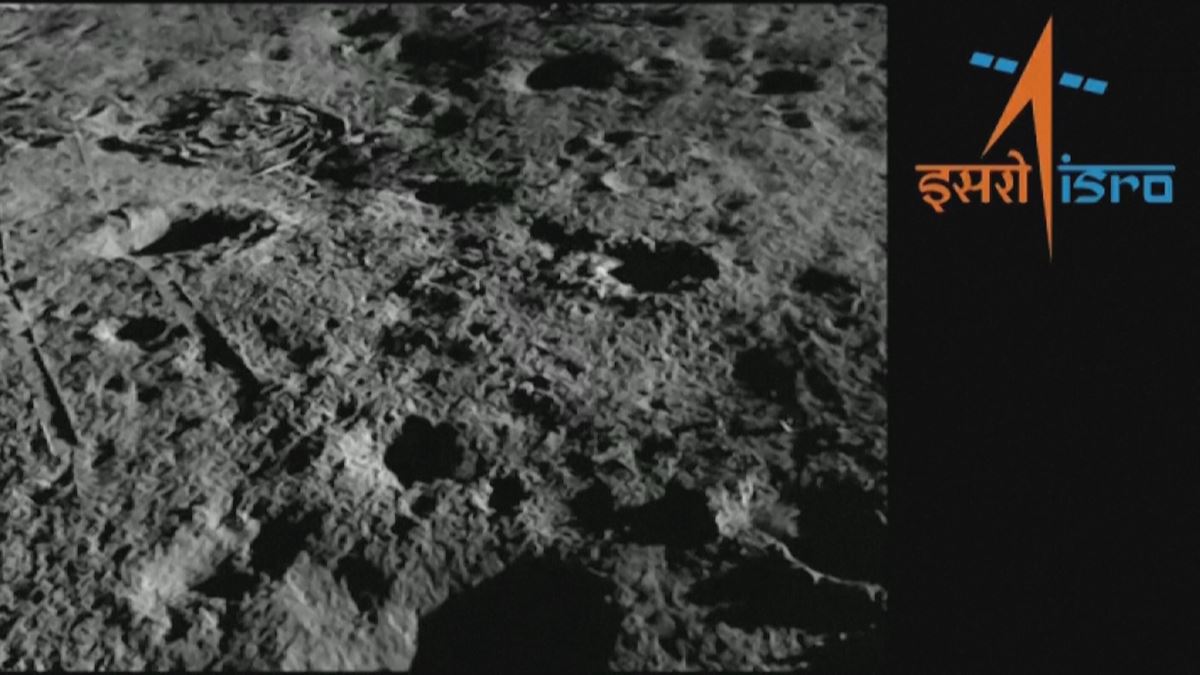 Vikram sobre la luna. Imagen obtenida de un vídeo de Agencias.