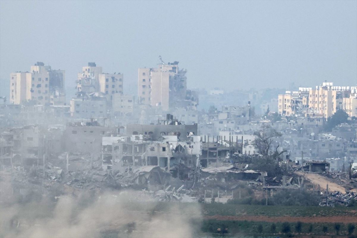 Israelen bonbardaketak Gazan. Argazkia: EFE