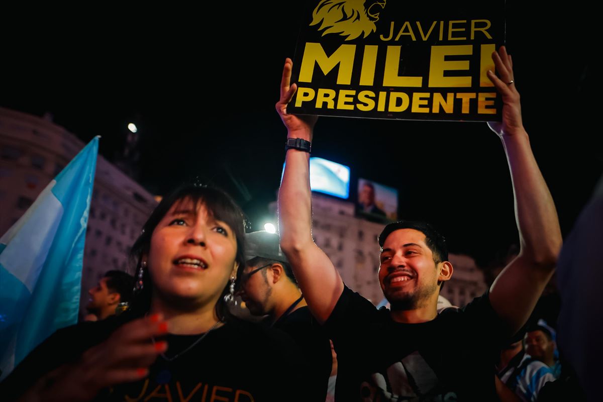 Simpatizantes del presidente electo de Argentina