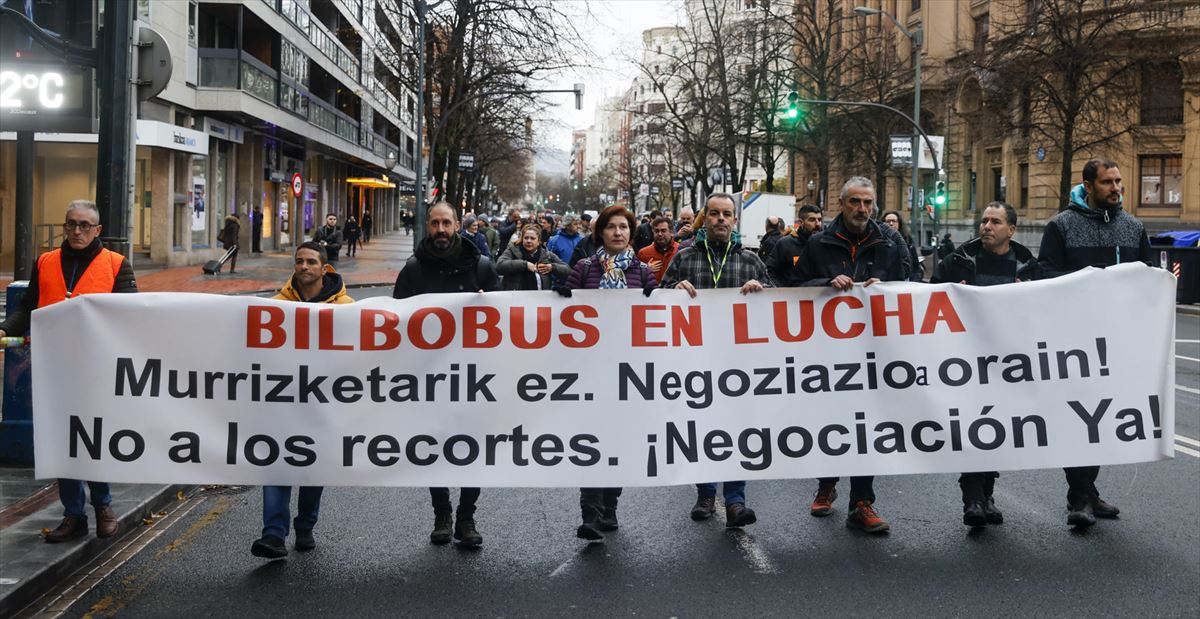Trabajadores de Bilbobus en una protesta, en Bilbao. Foto: EFE