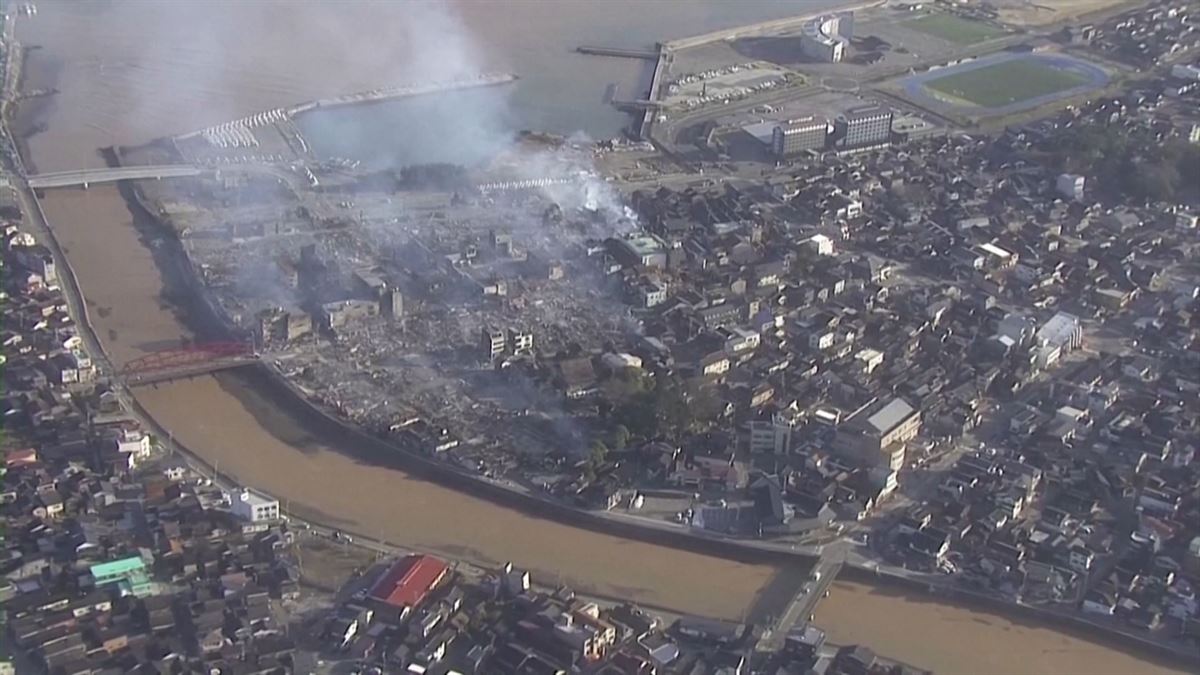 Destrozos en Kanazawa (Japón). Foto: EFE