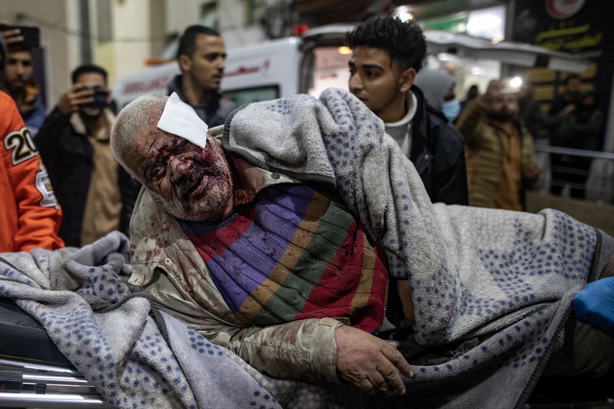 Uno de los heridos, en Rafah. 