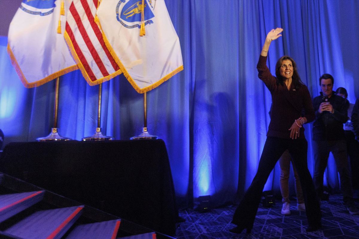 Nikki Haley celebra la victoria. Foto: EFE