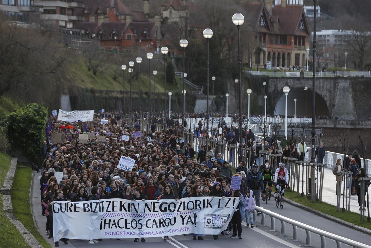 Manifestación 8 de marzo en Donostia. EFE.